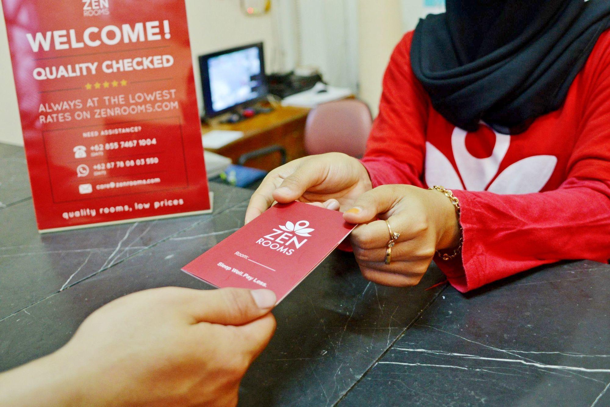 Reddoorz Plus Near Kebayoran Baru Blok S Jakarta Exterior foto